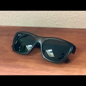 Green ray ban sunglasses
